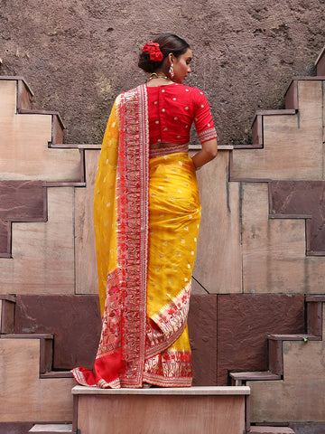 Zari Booti Handlom Saree