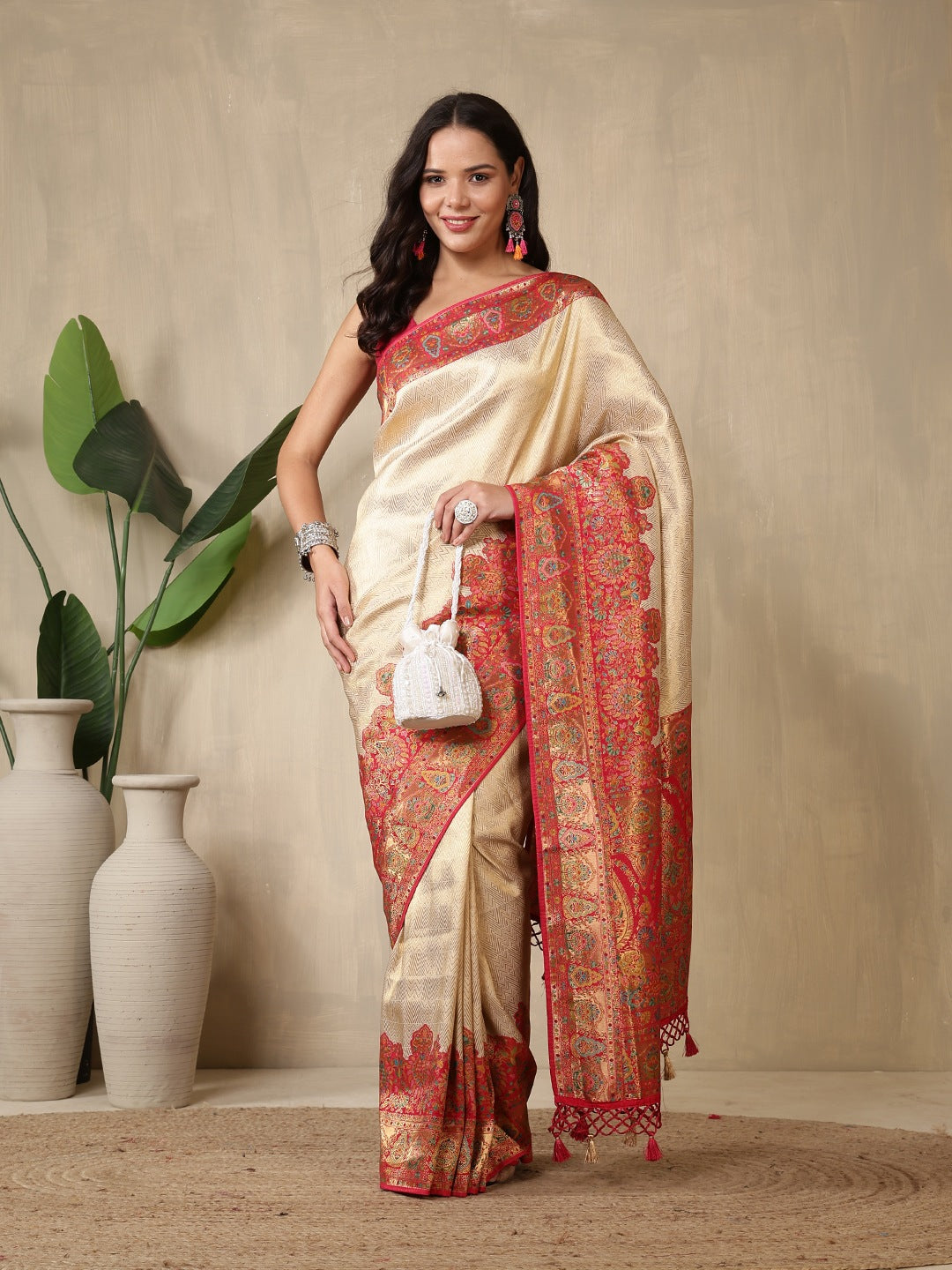 Woven Design Dola Silk Saree