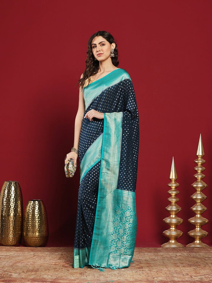 Plain Crepe Saree