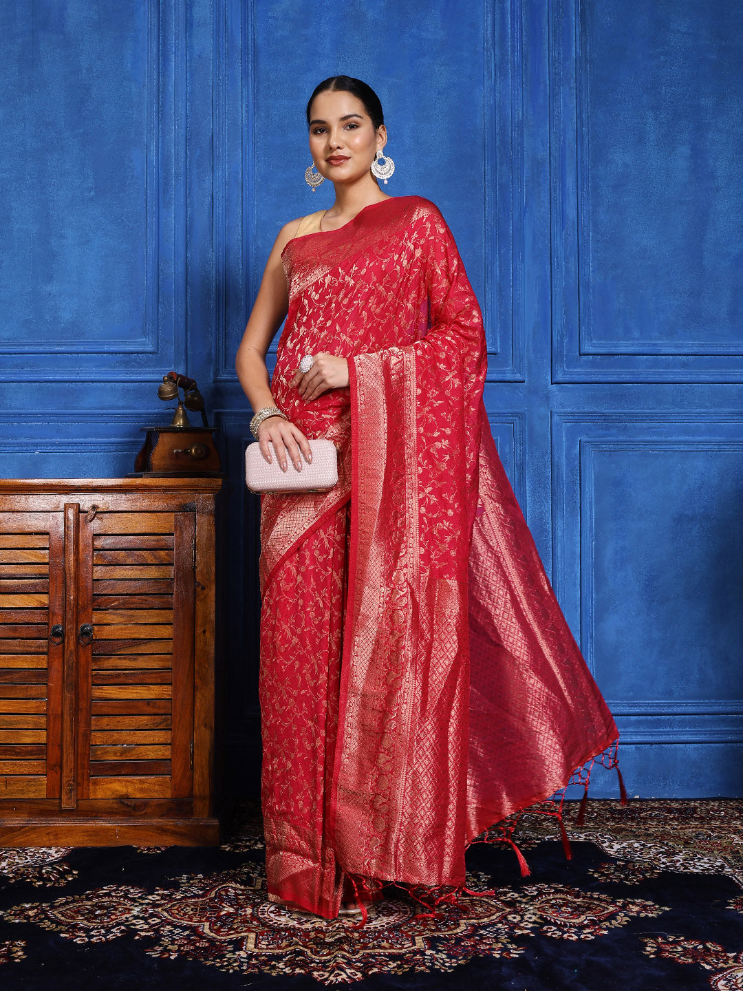 Zaari Jaal Crepe Saree