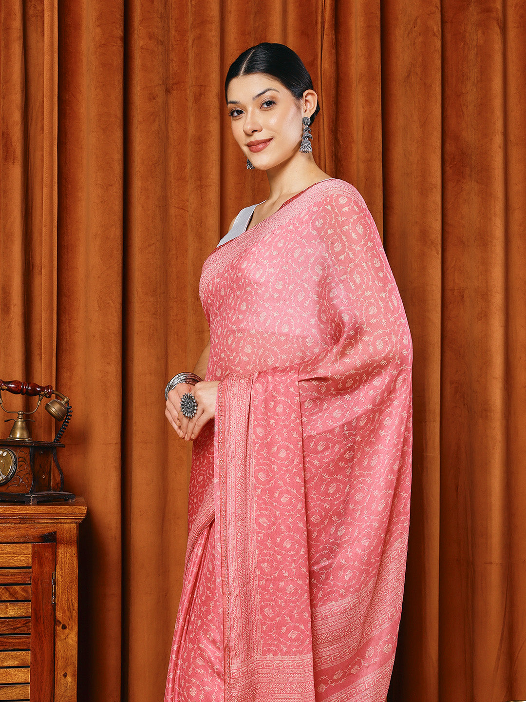 Floral Printed Georgette Saree