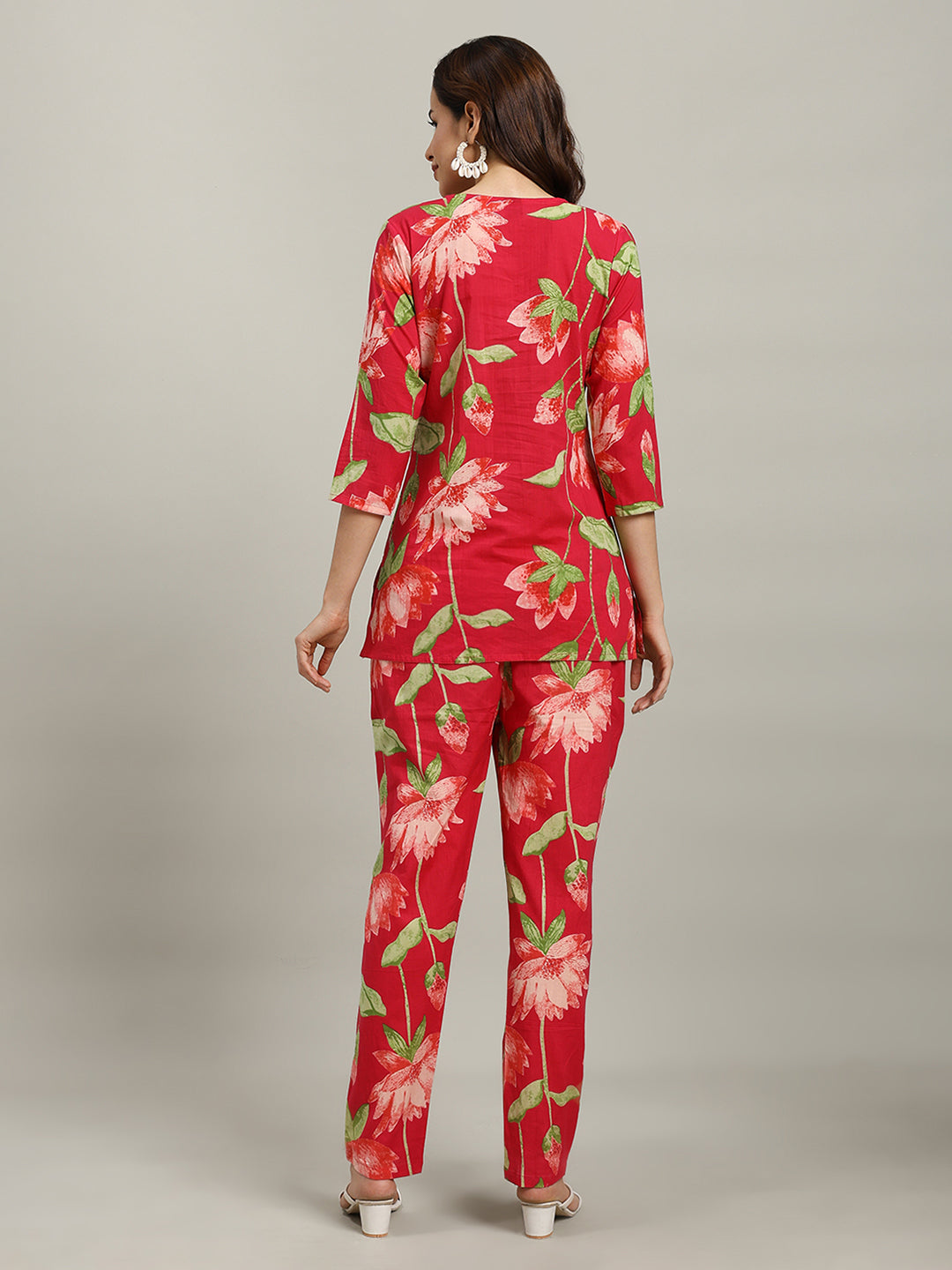 Printed Cotton Blend Kurta With Pants