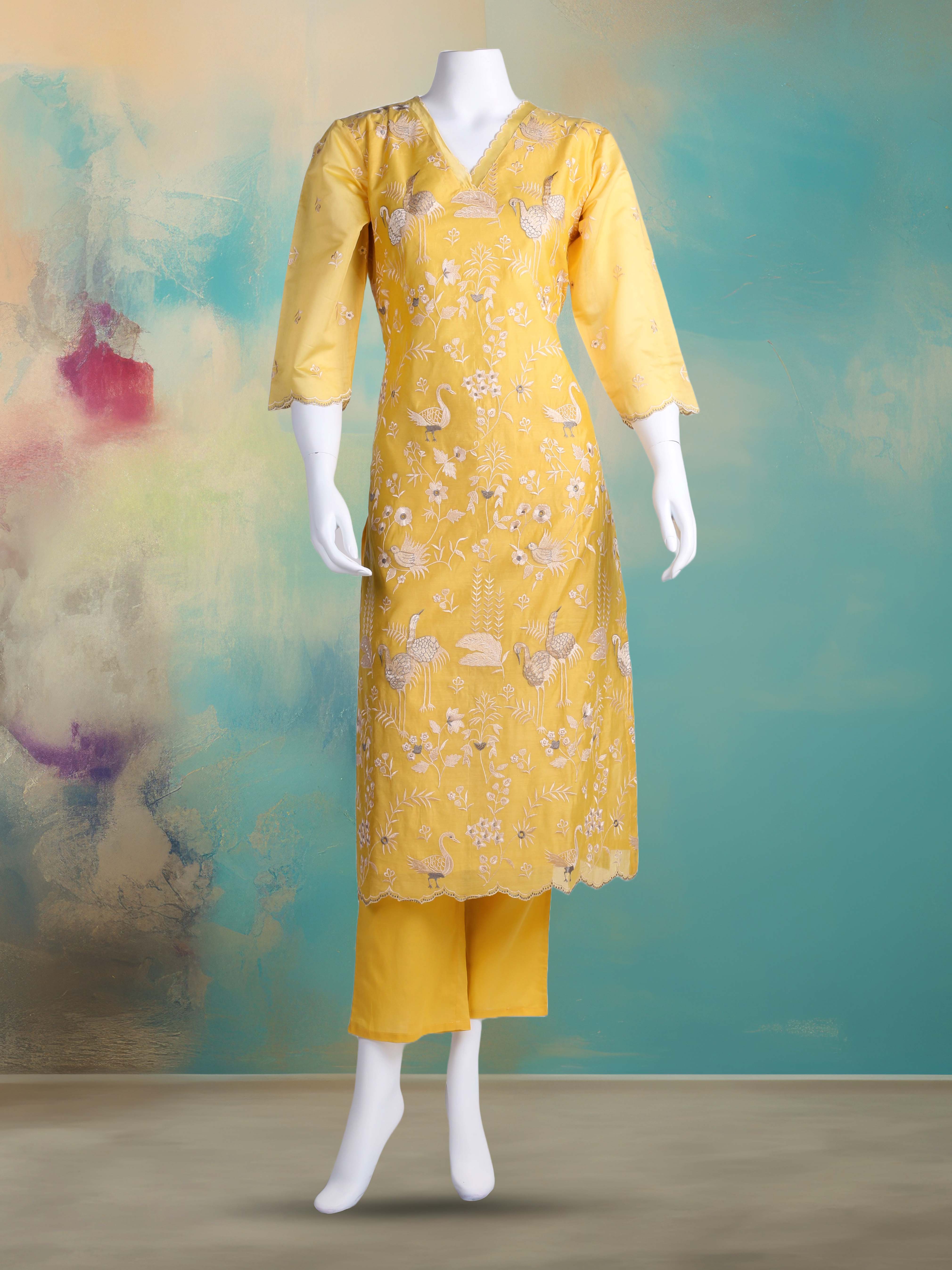 Embroidered Chanderi Kurta With Pant & Dupatta