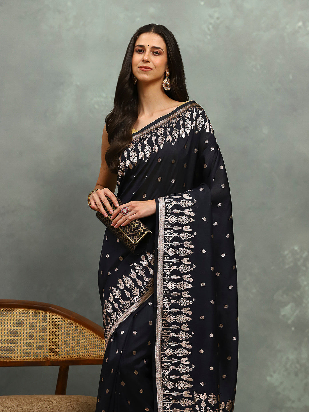 Zari Border Booti Cotton Blend Woven Saree