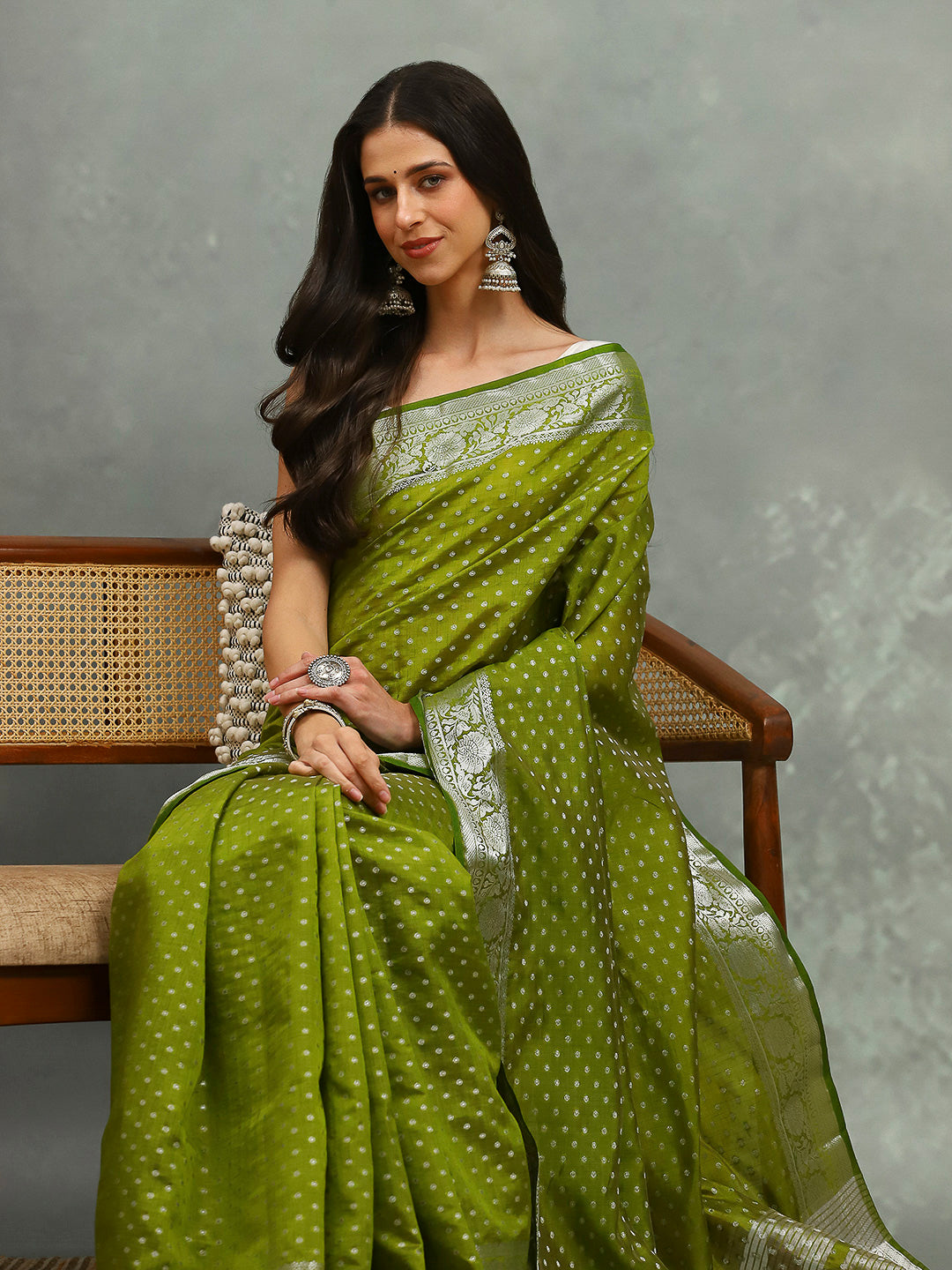 Zaari Border Art Silk Saree