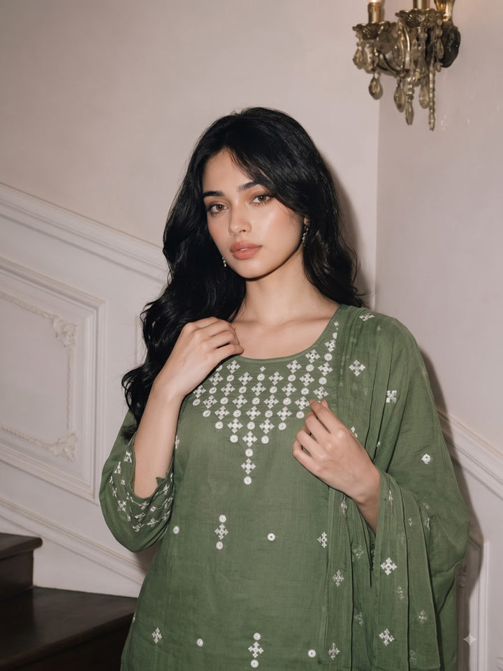 Green Printed Cotton Blend Kurta With Pant &amp; Dupatta