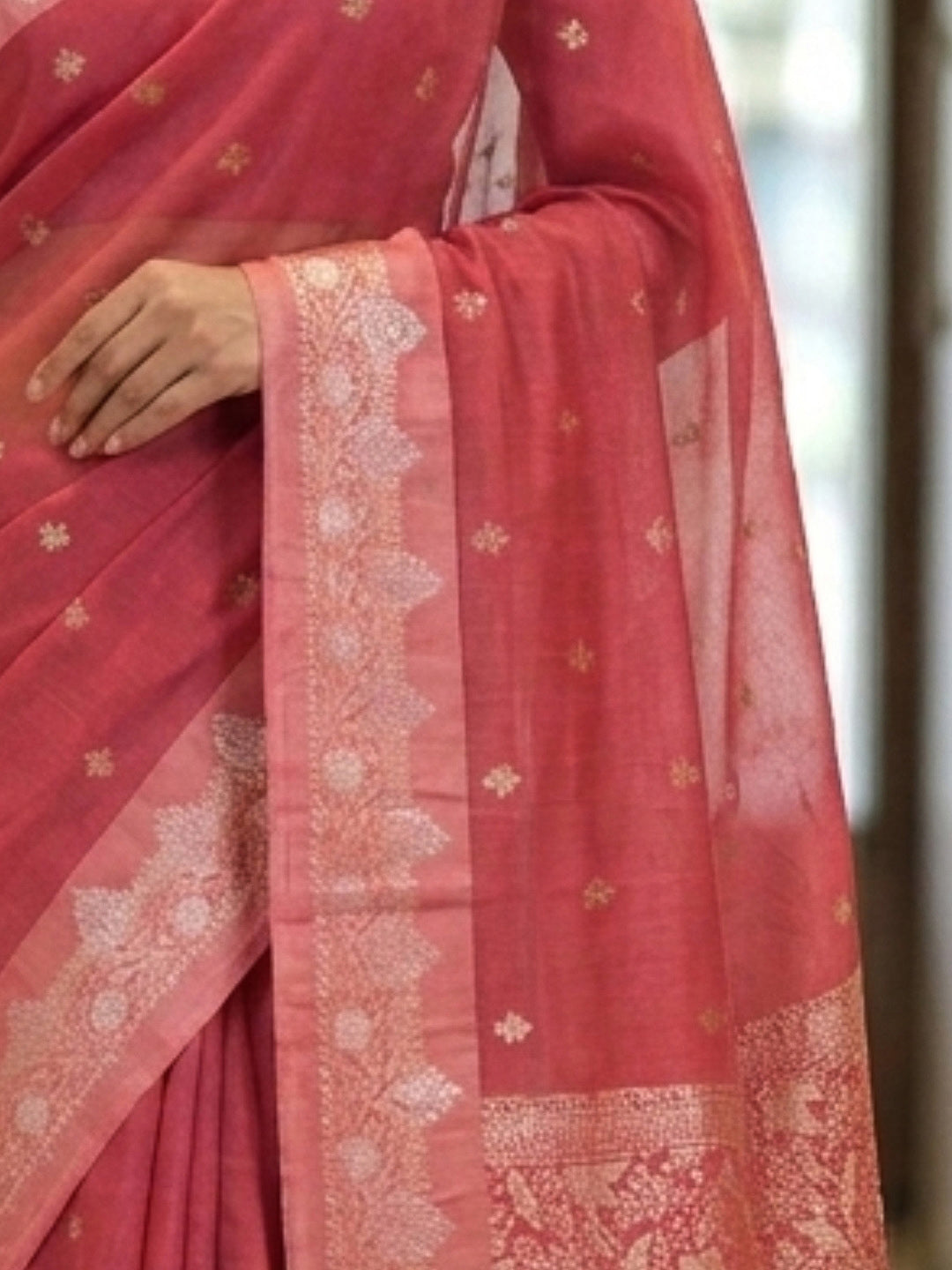 Zari Woven Art Silk Saree