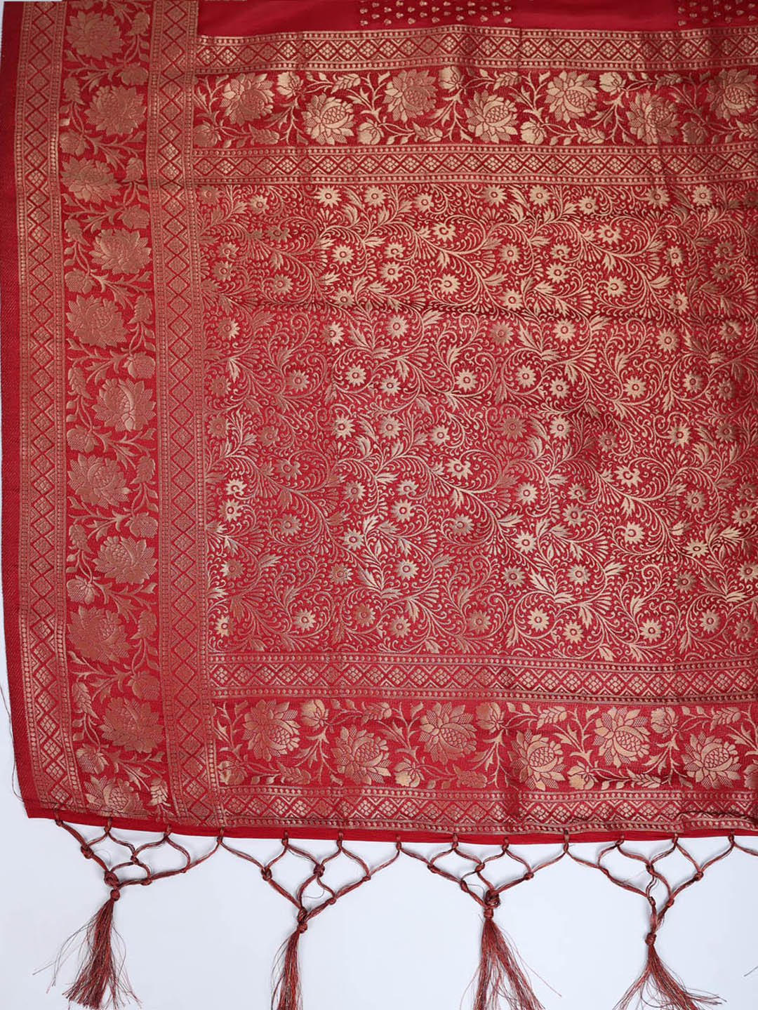 Plain Crepe Saree