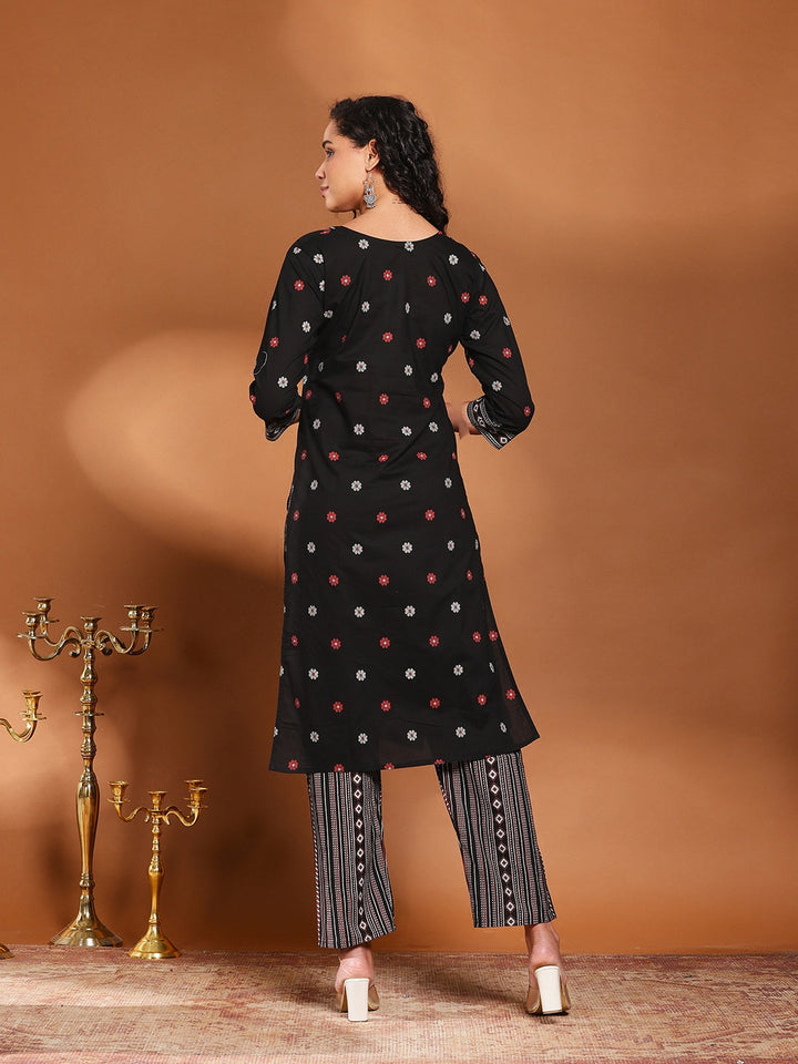 Printed Cotton Blend Kurta With Pant