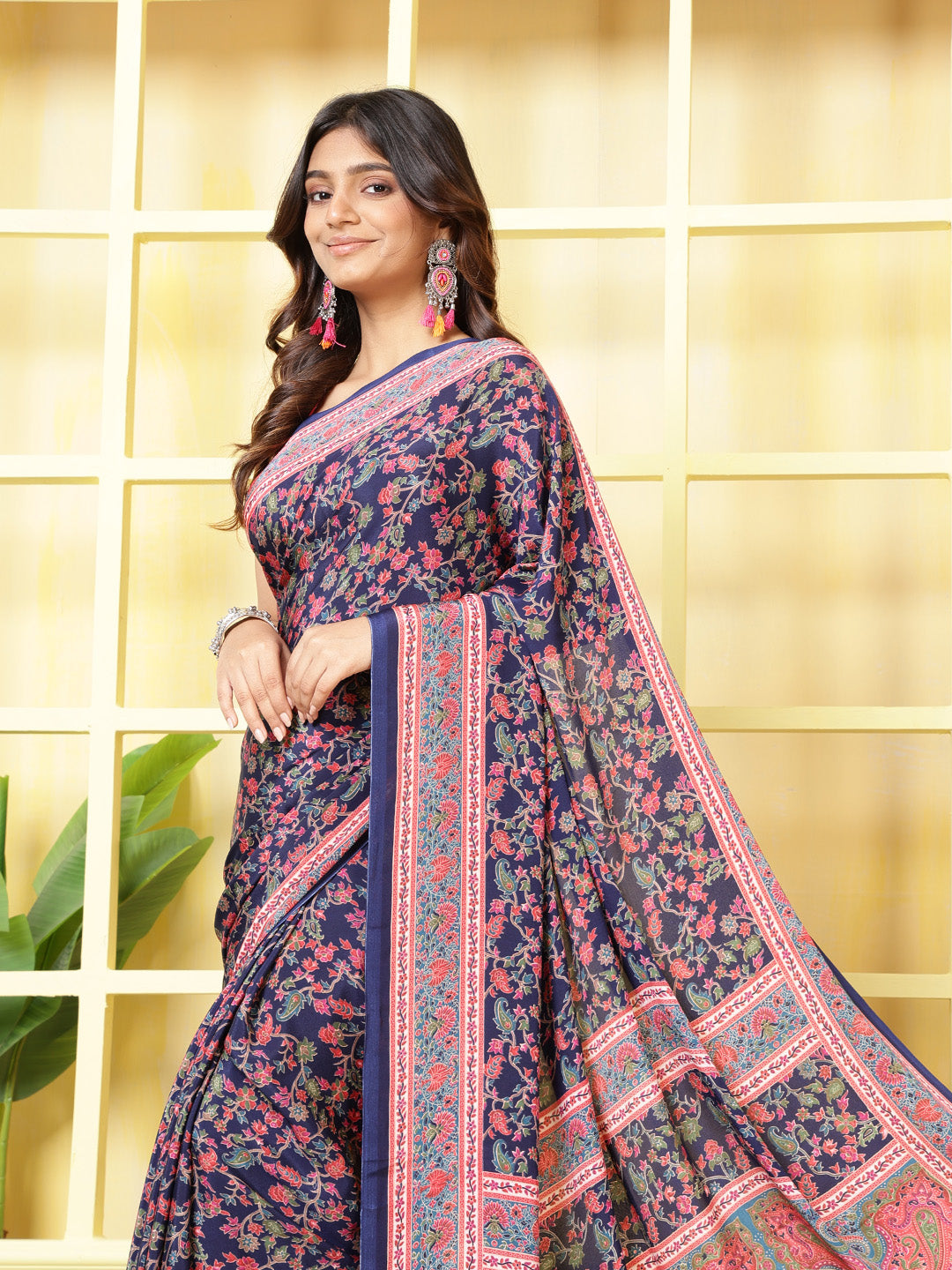 Floral Printed Crepe Saree