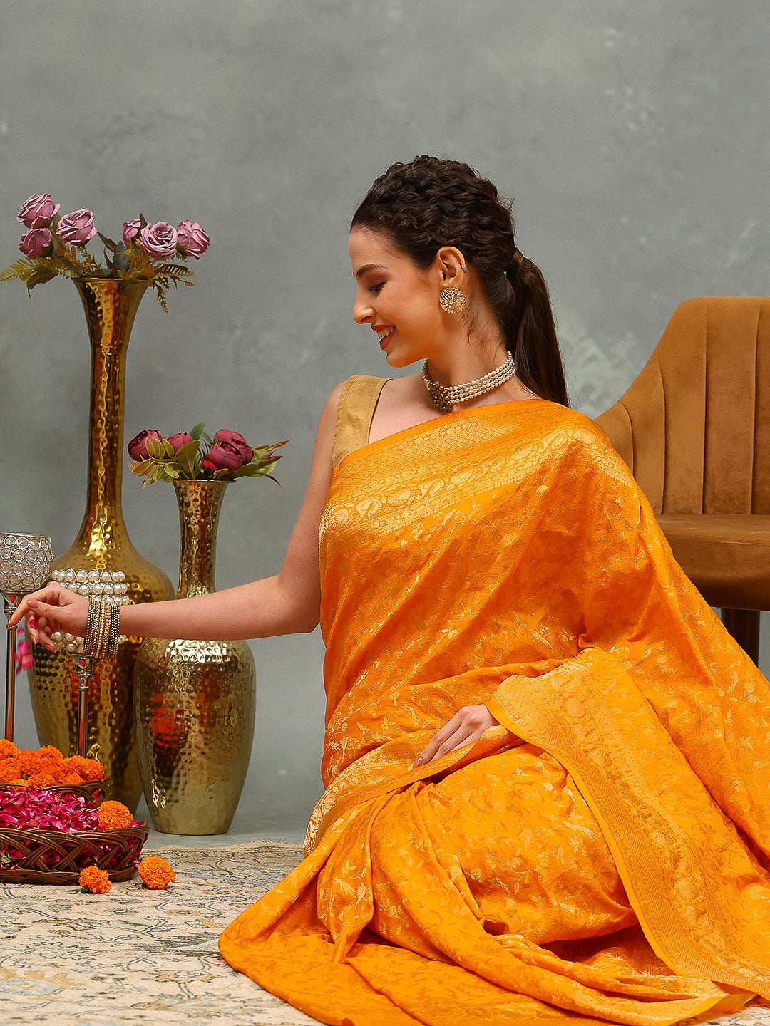 Zaari Jaal Crepe Saree