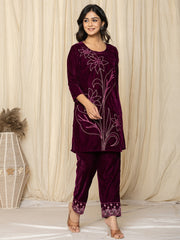 Zari Neck Embroidered Velvet Kurta With Pants