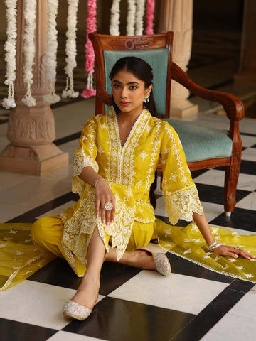 Embroidered Organza Kurta With Pants & Dupatta