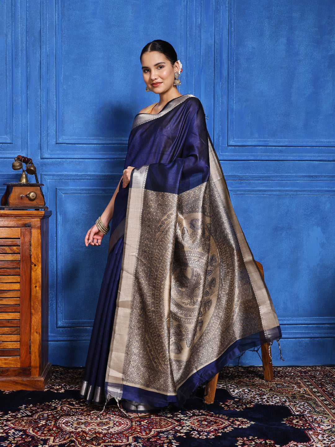Zaari Jaal Tussar Saree