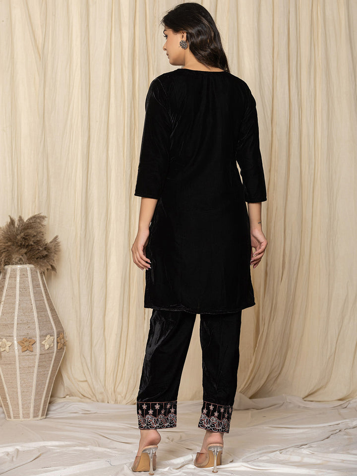 Black Velvet Floral Embroidered Kurta with Straight Pants