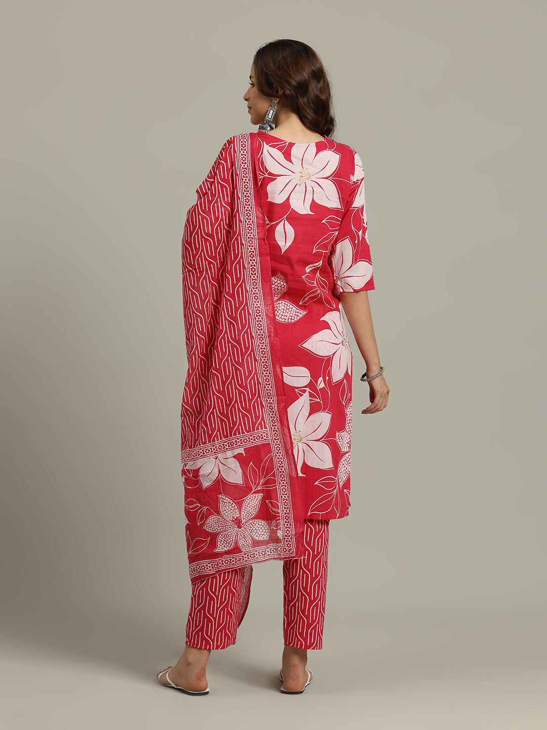 Floral Printed Cotton Blend Kurta With Pants &amp; Dupatta