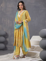 Neck Embroidery Muslin Kurta With Pants & Dupatta