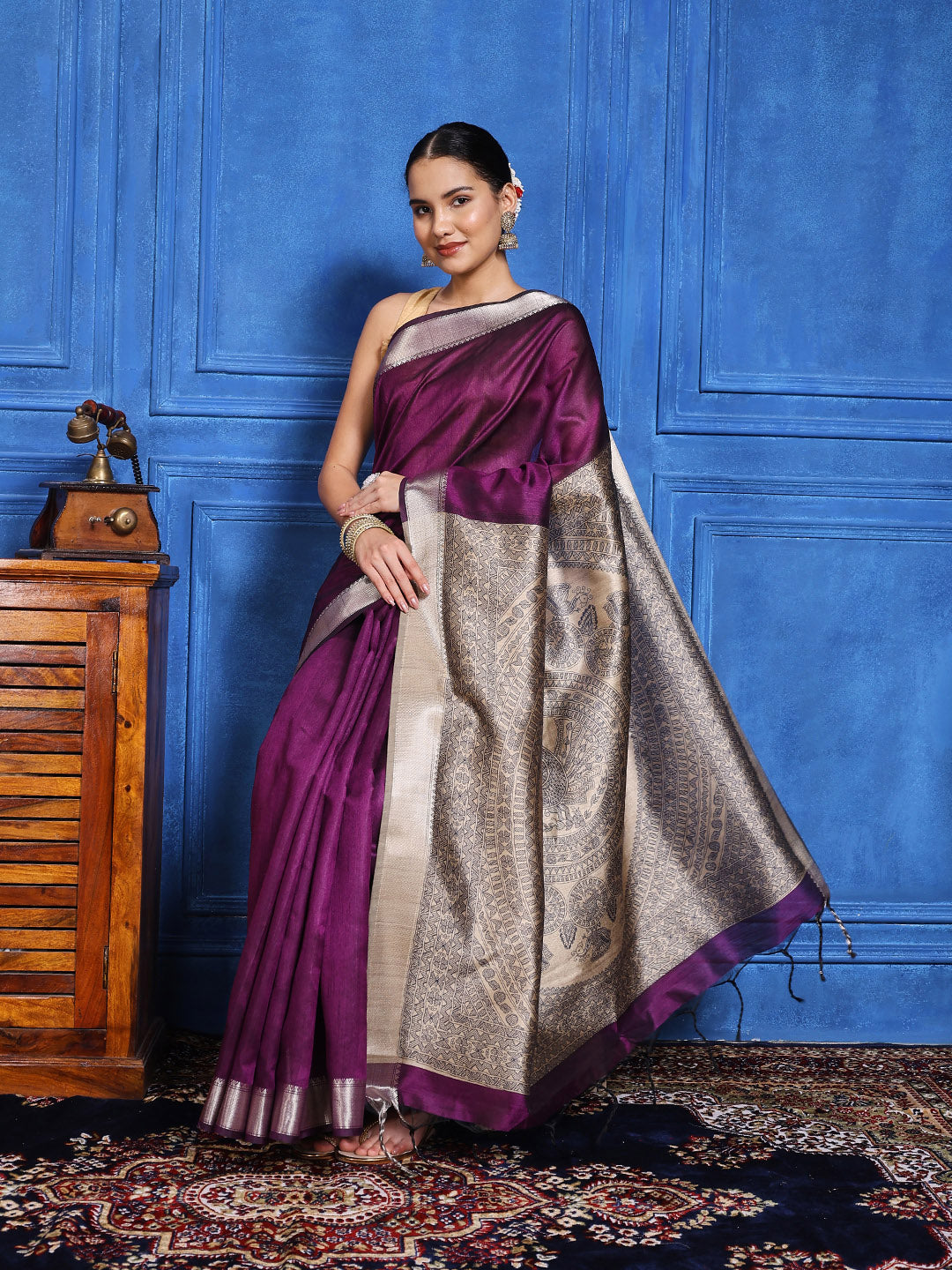 Zaari Jaal Tussar Saree