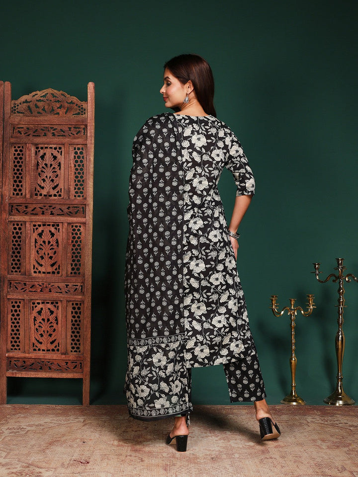 Printed Cotton Blend Kurta With Pant &amp; Dupatta