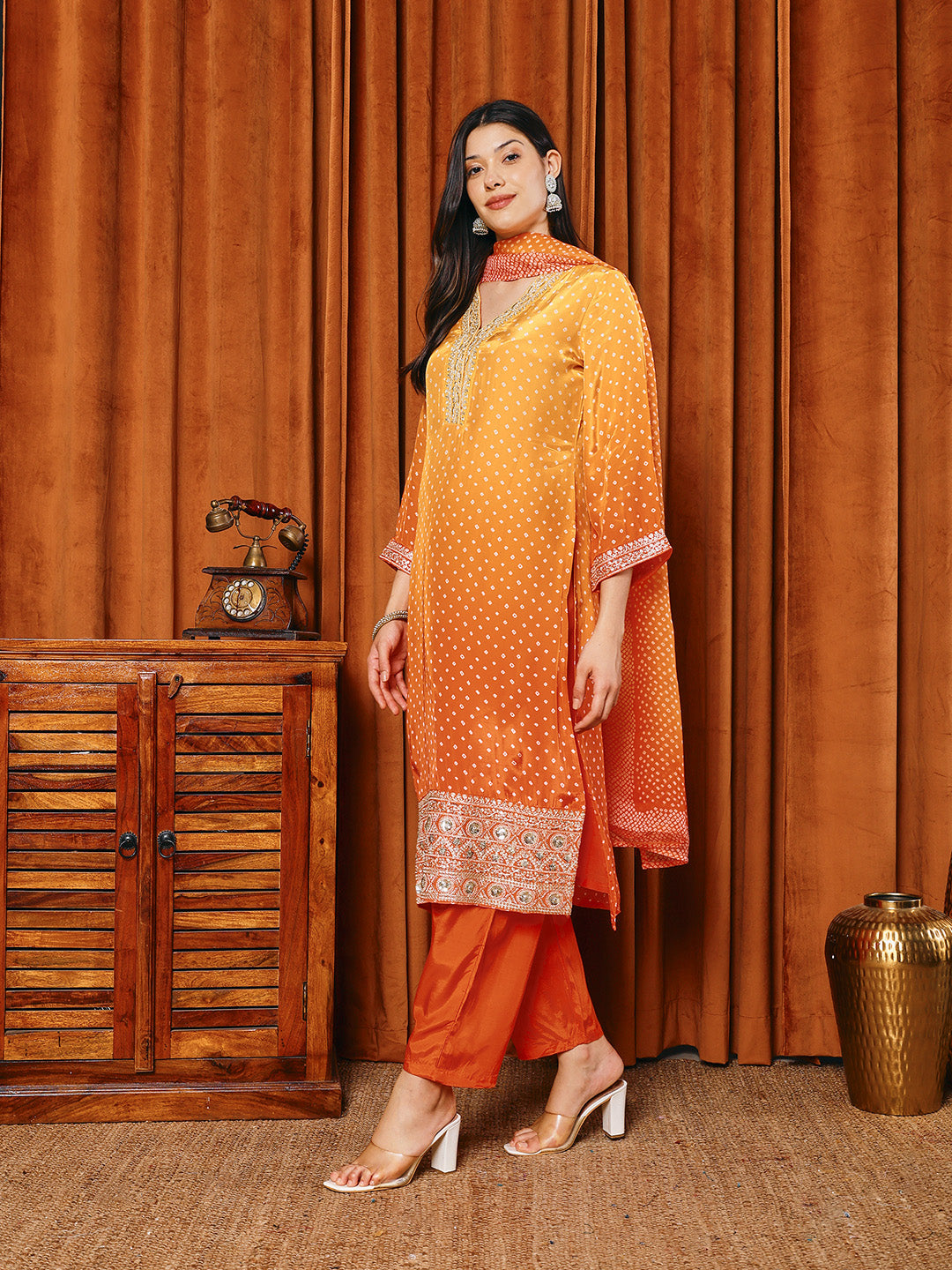 Bandhani Printed Crepe Kurta With Pants & Dupatta