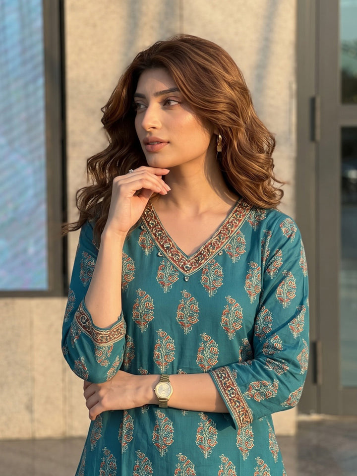 Rama-Green Printed Cotton Blend Kurta With Pant &amp; Dupatta