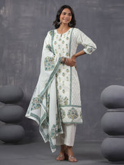 Digital Floral Printed Cotton Blend Kurta With Pants & Dupatta