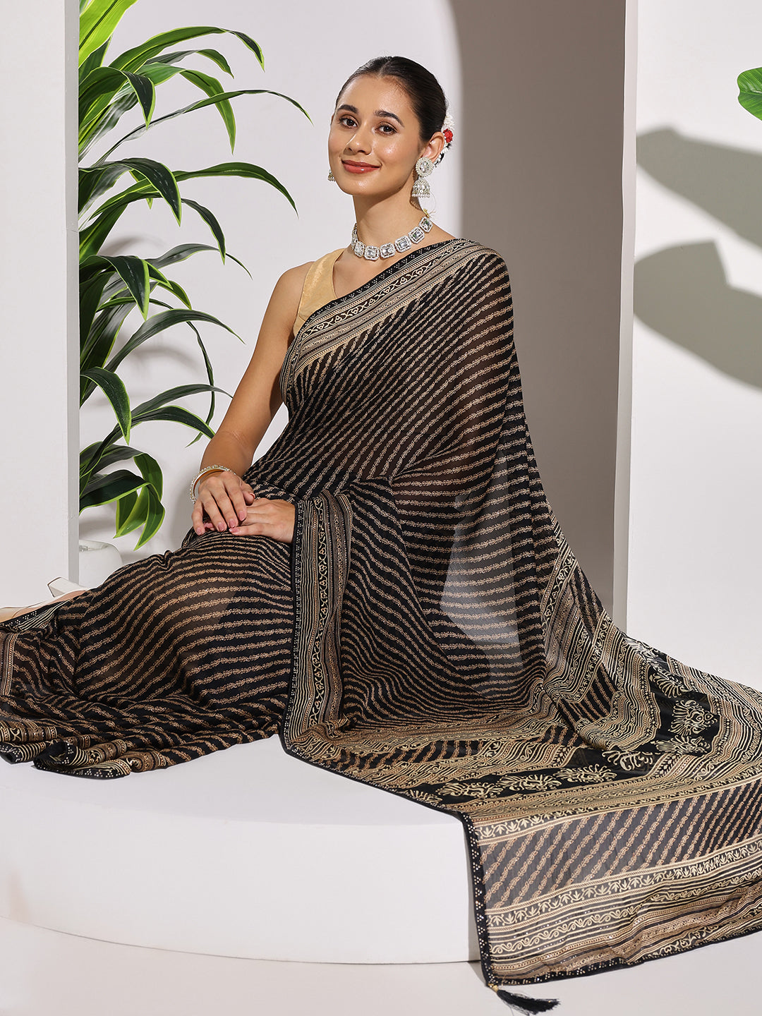 Floral Printed Georgette Saree