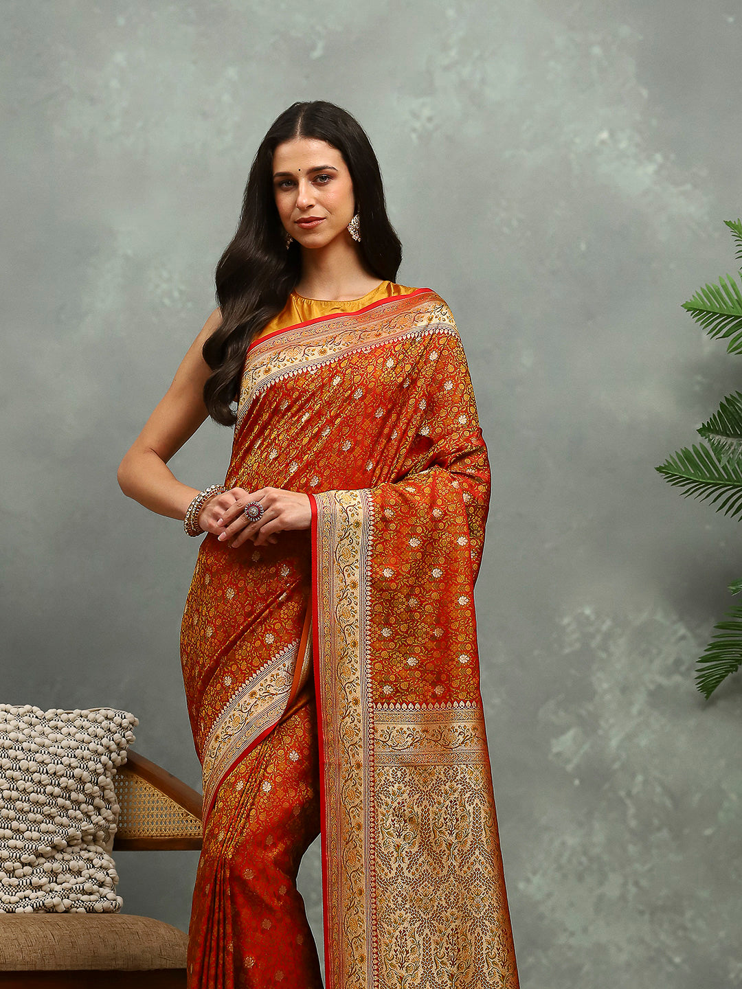 Jamavar Banarasi Woven Saree