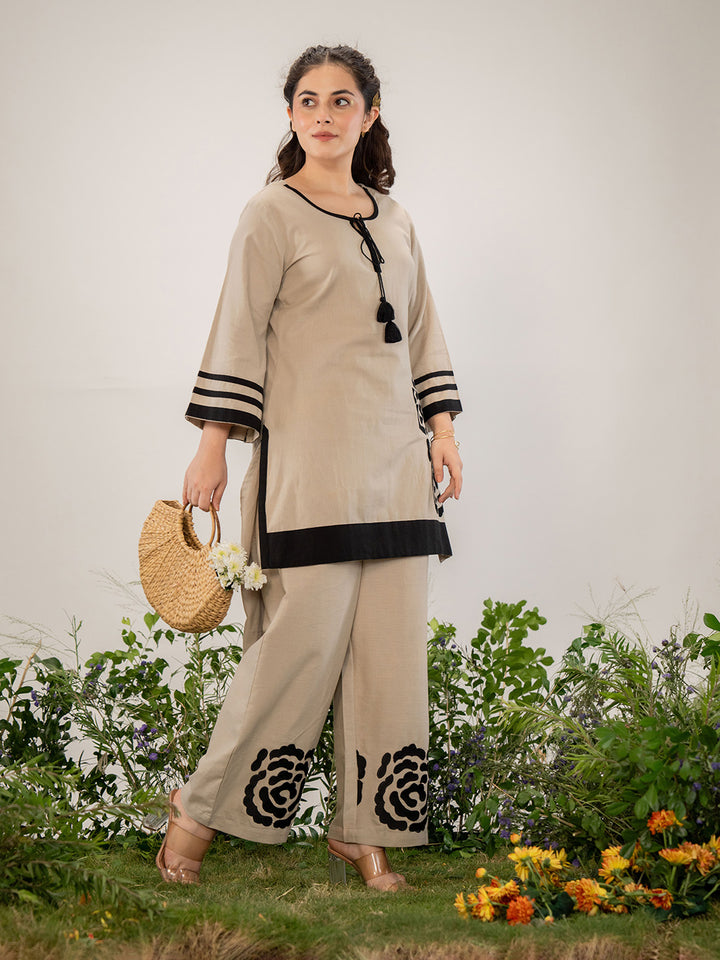 Beige Cotton Blend Printed Straight Kurta With Pant