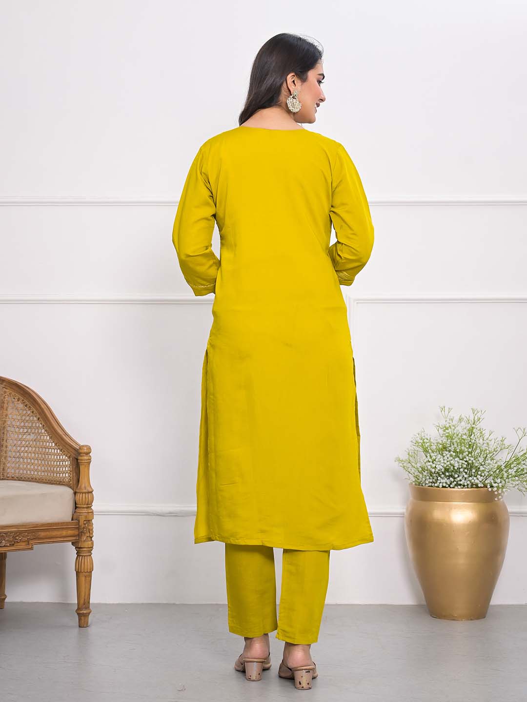 Neck Embroidery Muslin Kurta With Pants &amp; Dupatta