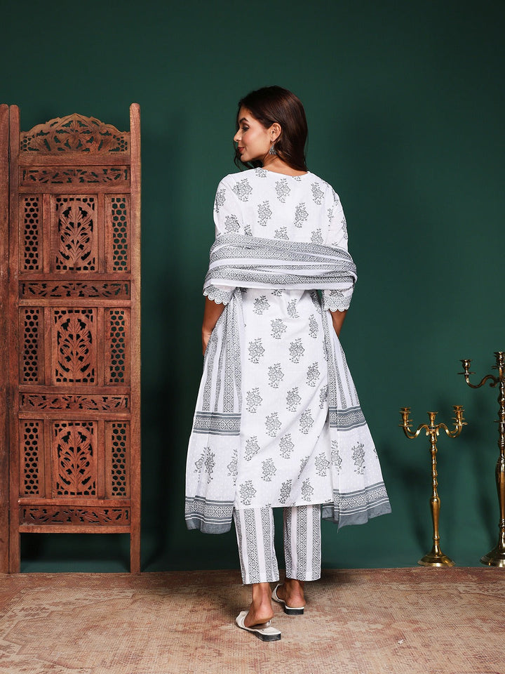 Printed Cotton Blend Kurta With Pant &amp; Dupatta