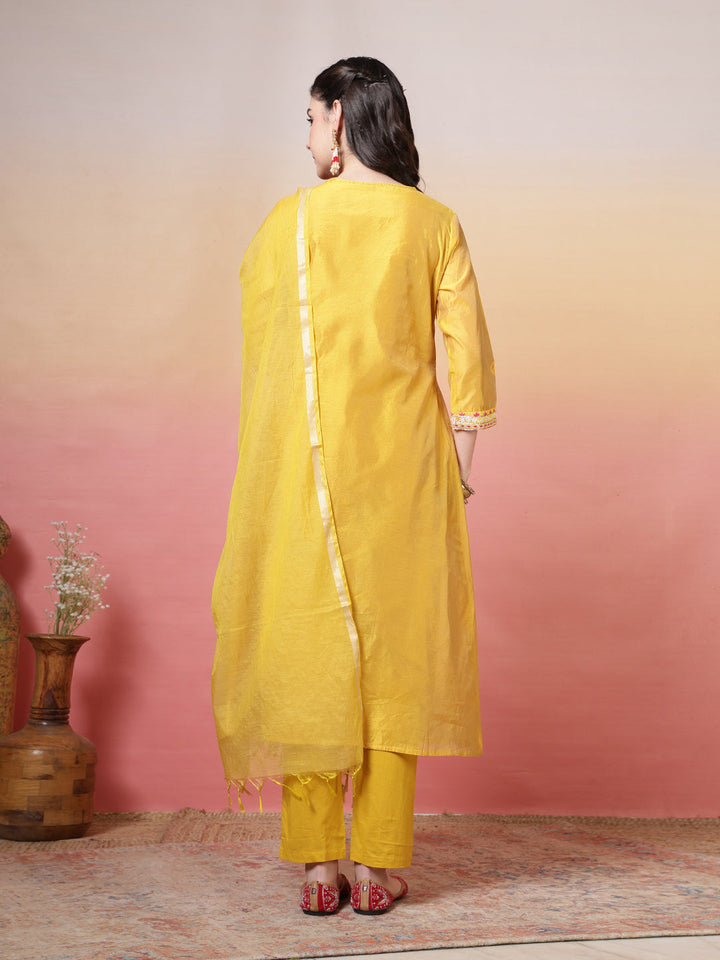 Embroidered Chanderi Kurta With Pant &amp; Dupatta