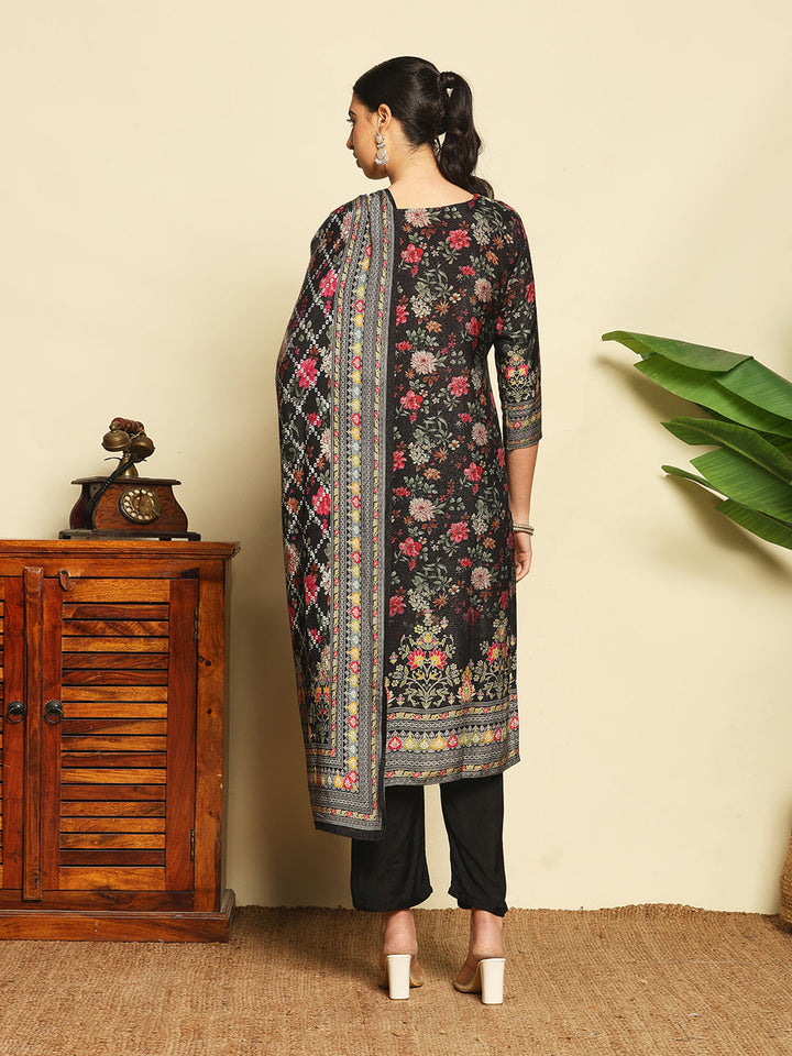 Printed Muslin Suit With Pant &amp; Dupatta