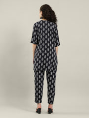 Printed Cotton Blend Kurta & Pants