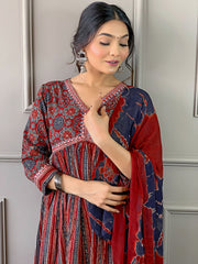 Printed Cotton Blend Kurta With Pant & Dupatta