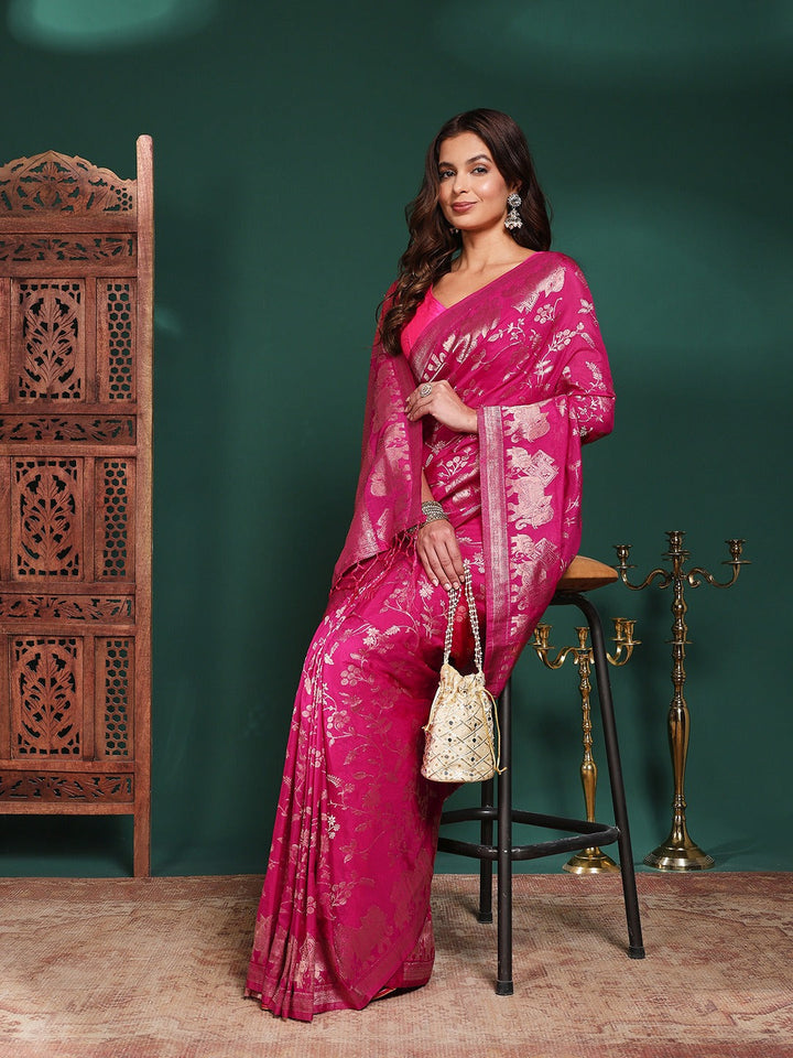 Plain Crepe Saree