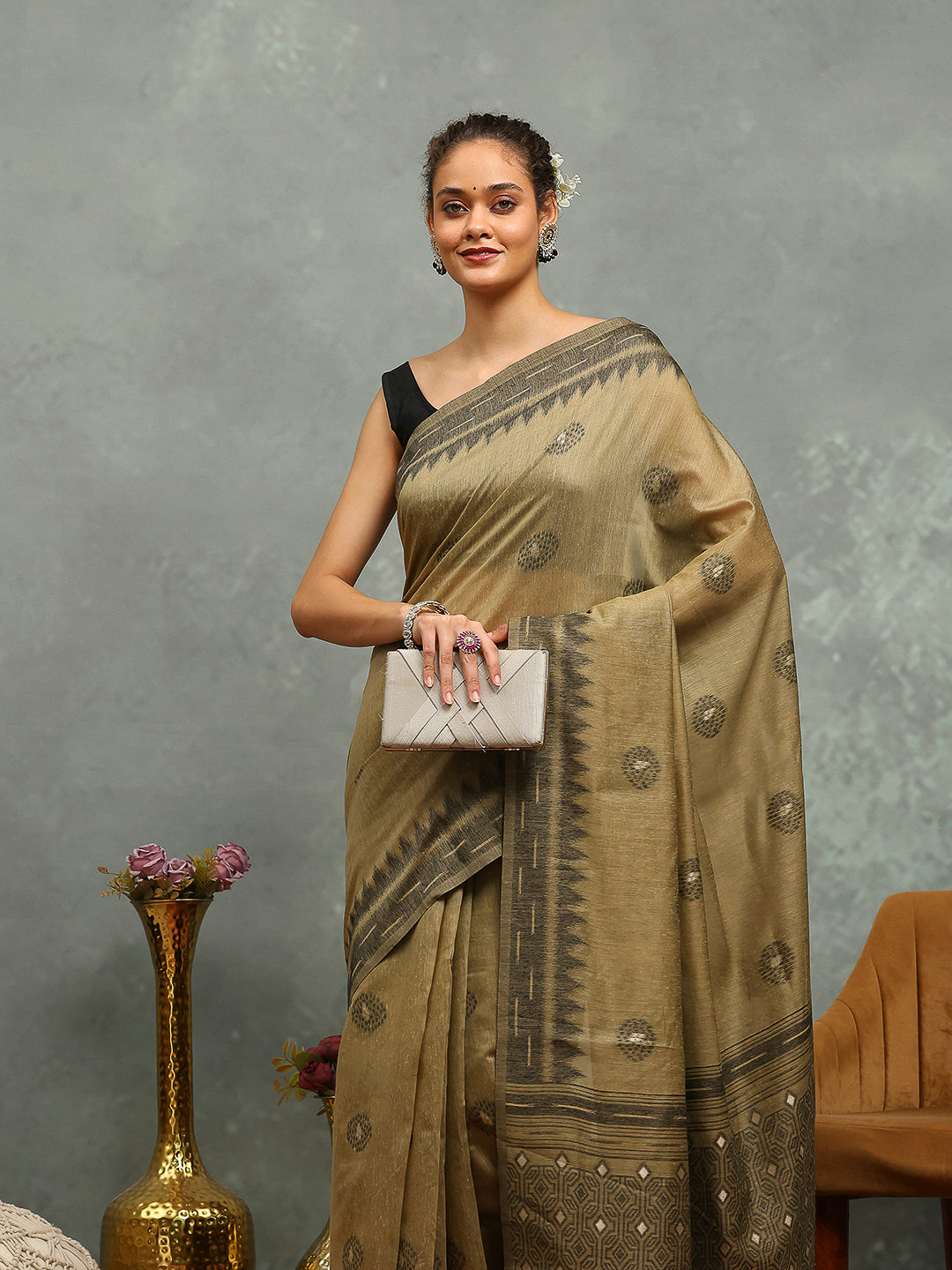 Resham Booti Woven Cotton Saree