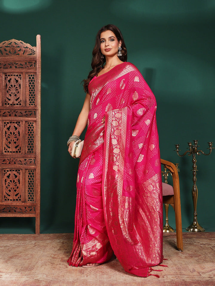 Plain Crepe Saree