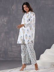 Floral Printed Cotton Blend  Kurta With Pants