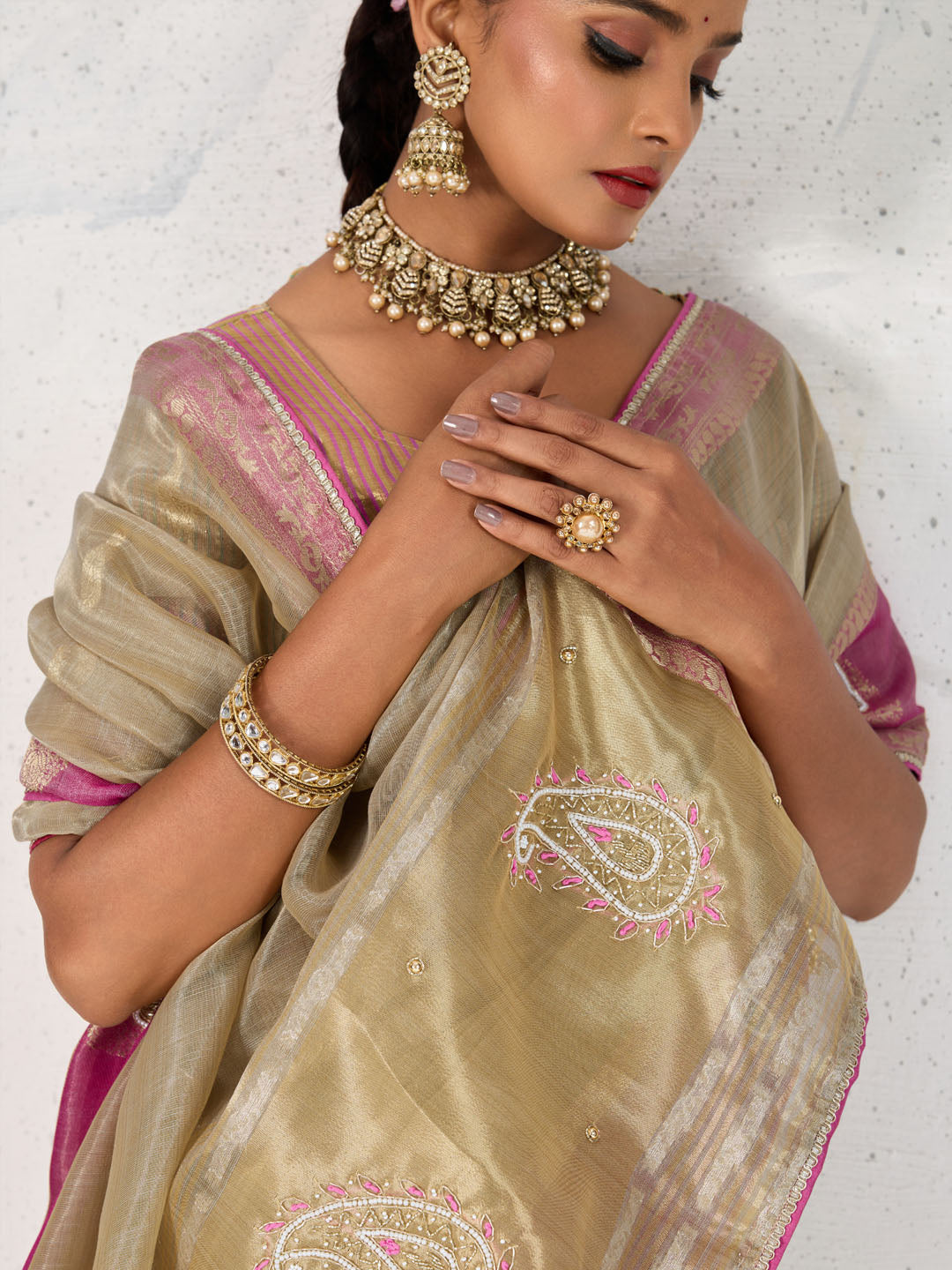 Embroidered Tissue Linen Saree