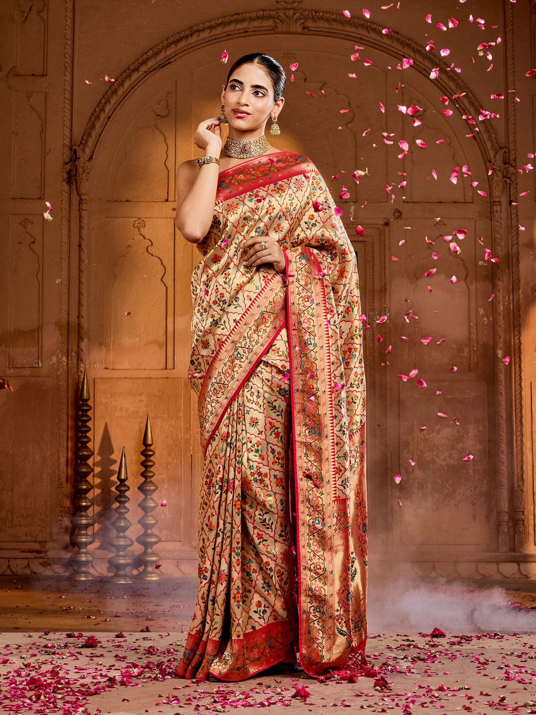 Rani Woven Design Dola Silk Saree