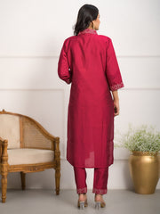 Neck Embroidered Chanderi Kurta With Pants & Dupatta