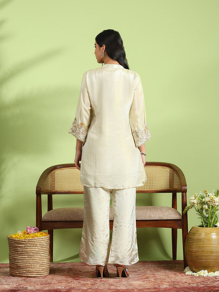 Embroidered Chinon Kurta With Pant