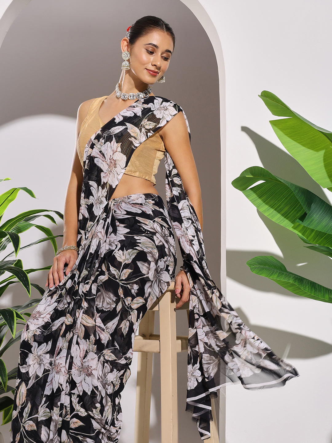 Floral Printed Georgette Saree
