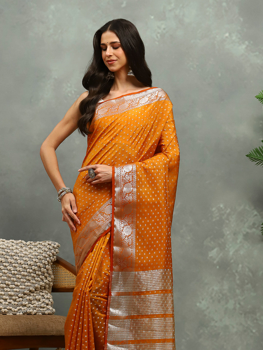 Zaari Border Art Silk Saree