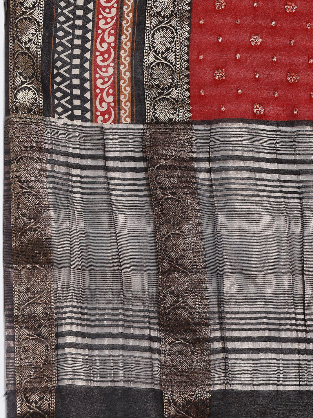 Digital Printed Cotton Blend Woven Saree