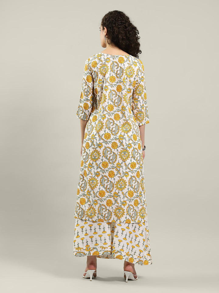 Printed Cotton Blend Kurta &amp; Pants