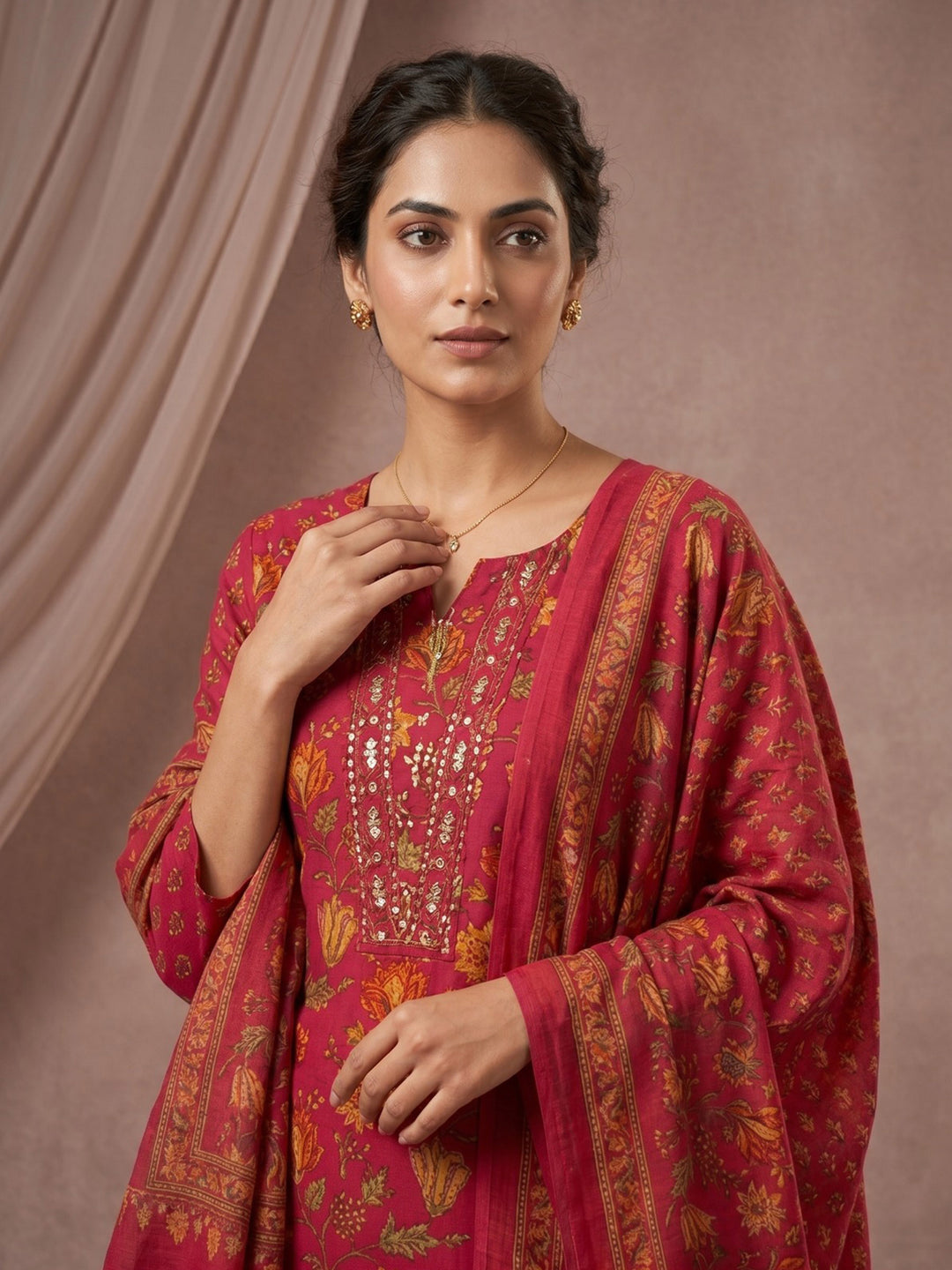 Red Embroidered Cotton Blend Straight Round Neck Suit Set