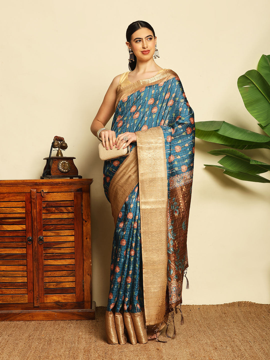 Digital Floral Printed Tussar Saree