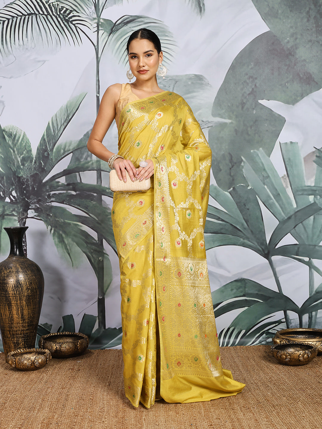 Zari Border Booti Cotton Blend Woven Saree